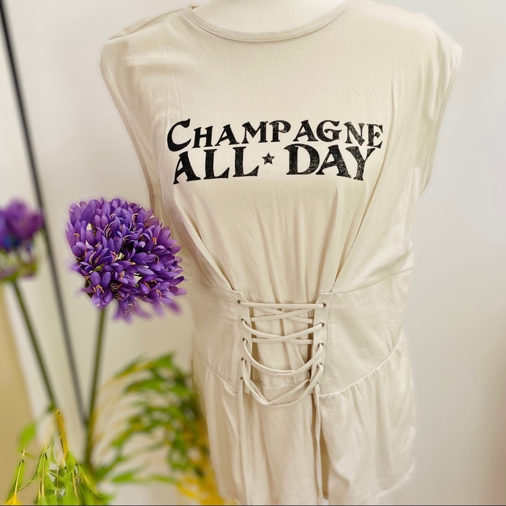 Express Champagne All Day Top, NWT, Sz L